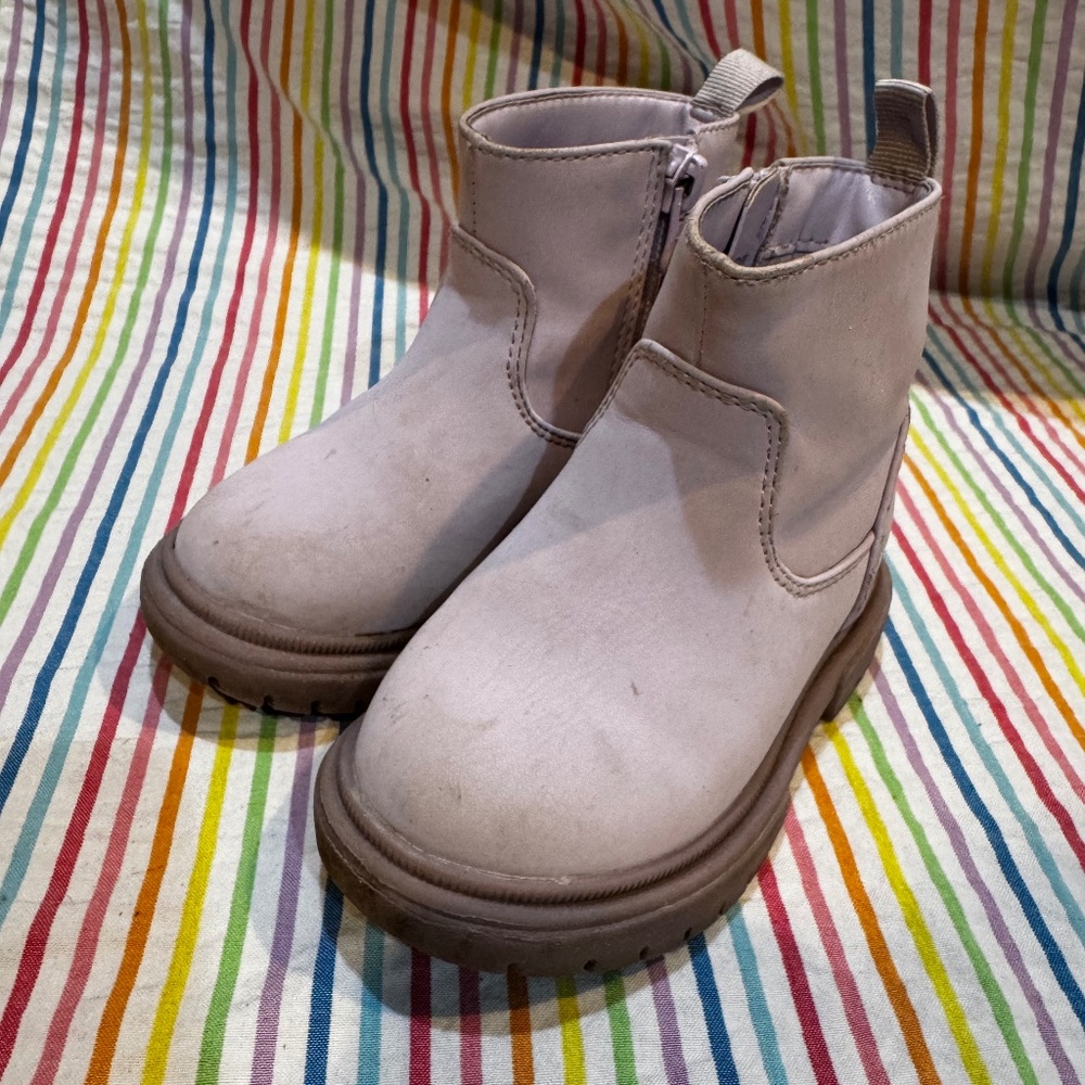 Lavender boots from Cat & Jack (size Toddler 6)